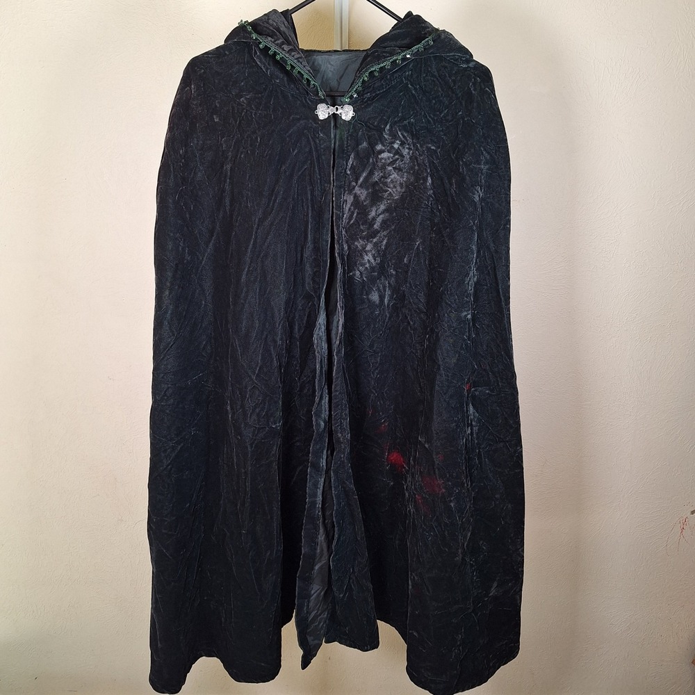 True Vintage Crushed Velvet Hooded Cloak Witchy Victorian Beaded Green